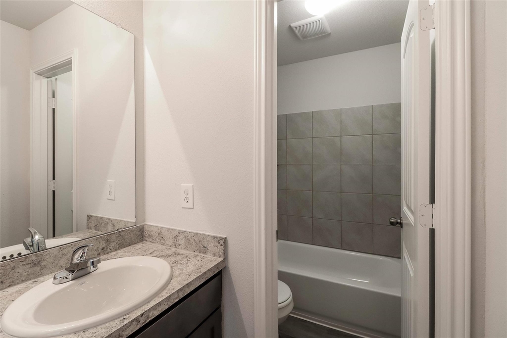 2713 Bear Oak Drive - Photo 10