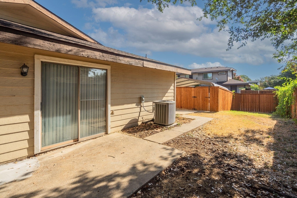 613 Hunters Glen Street - Photo 19