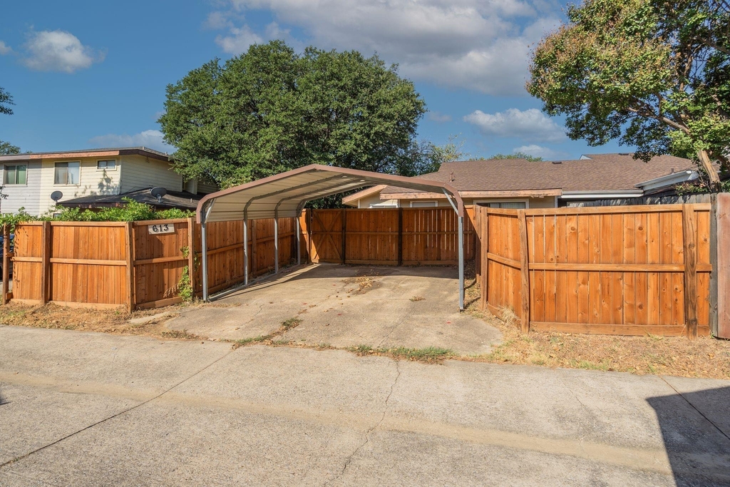 613 Hunters Glen Street - Photo 20