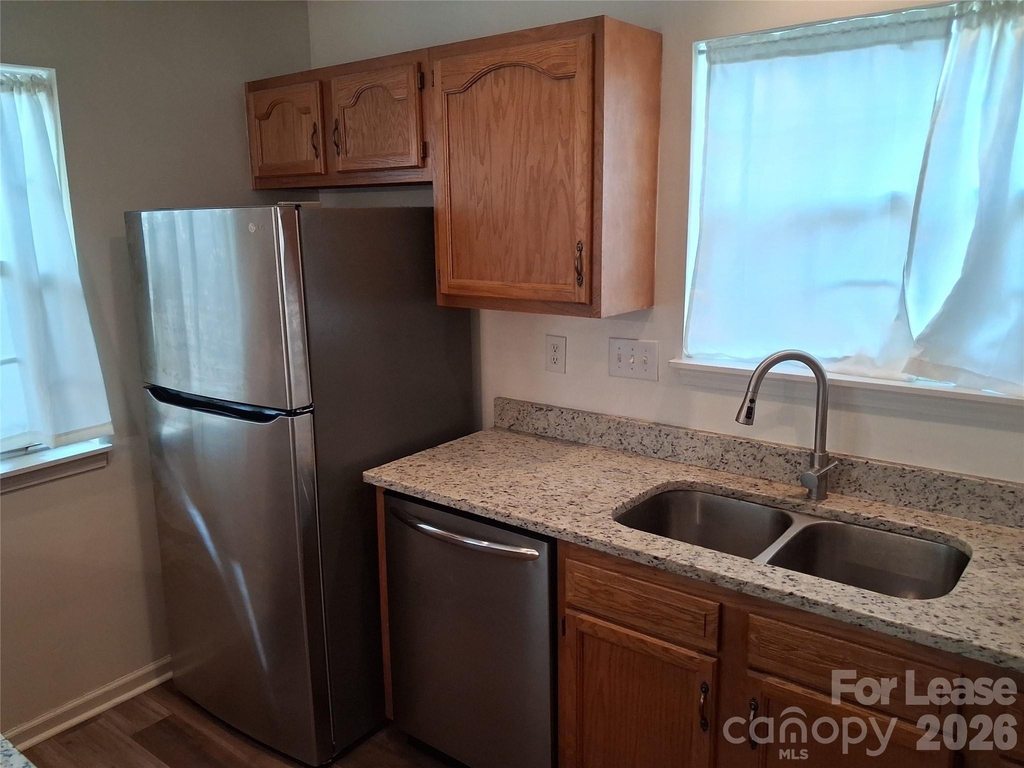 5721 Prescott Court - Photo 5