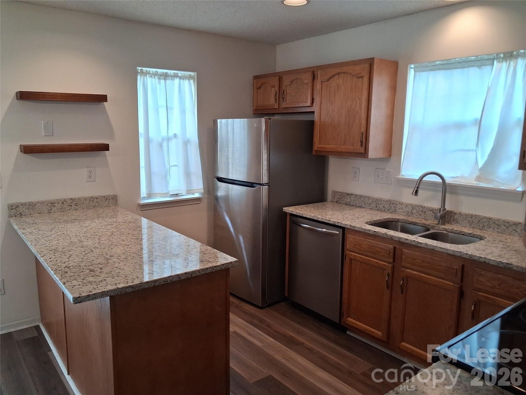 5721 Prescott Court - Photo 3