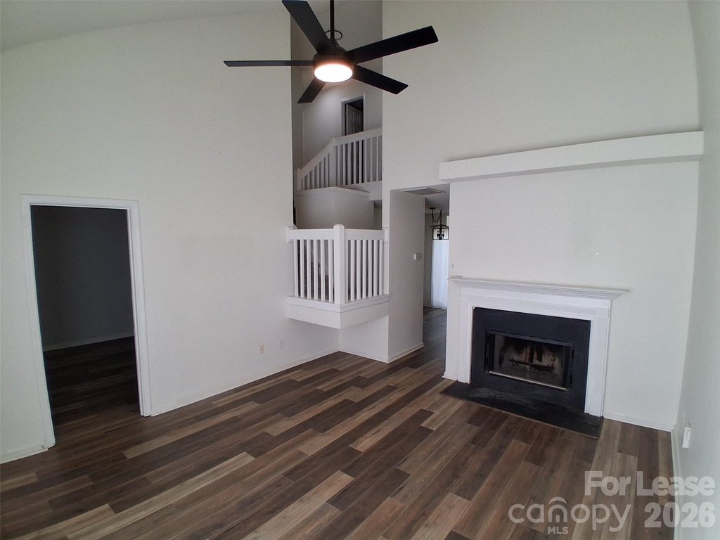 5721 Prescott Court - Photo 2