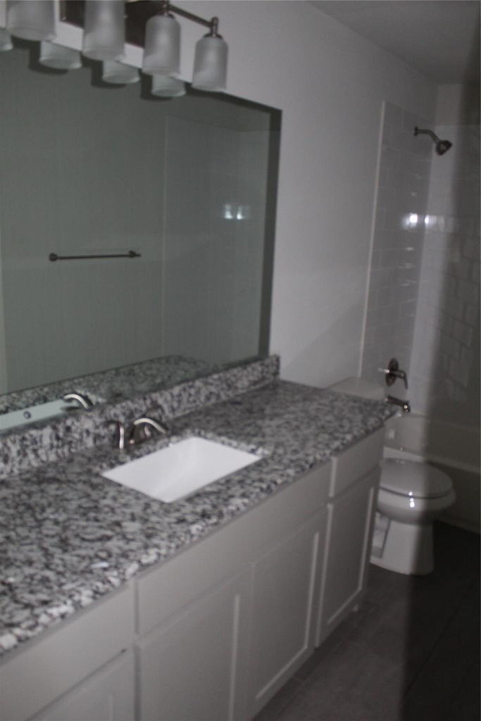810 Dover - Photo 12