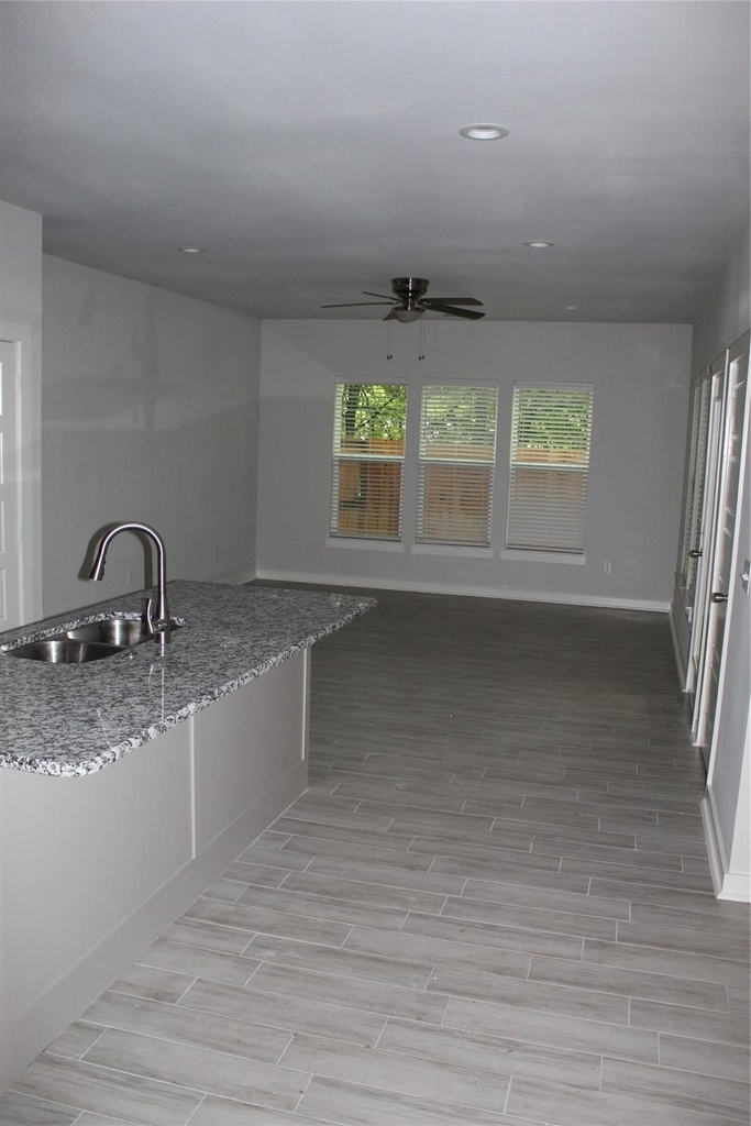 810 Dover - Photo 25