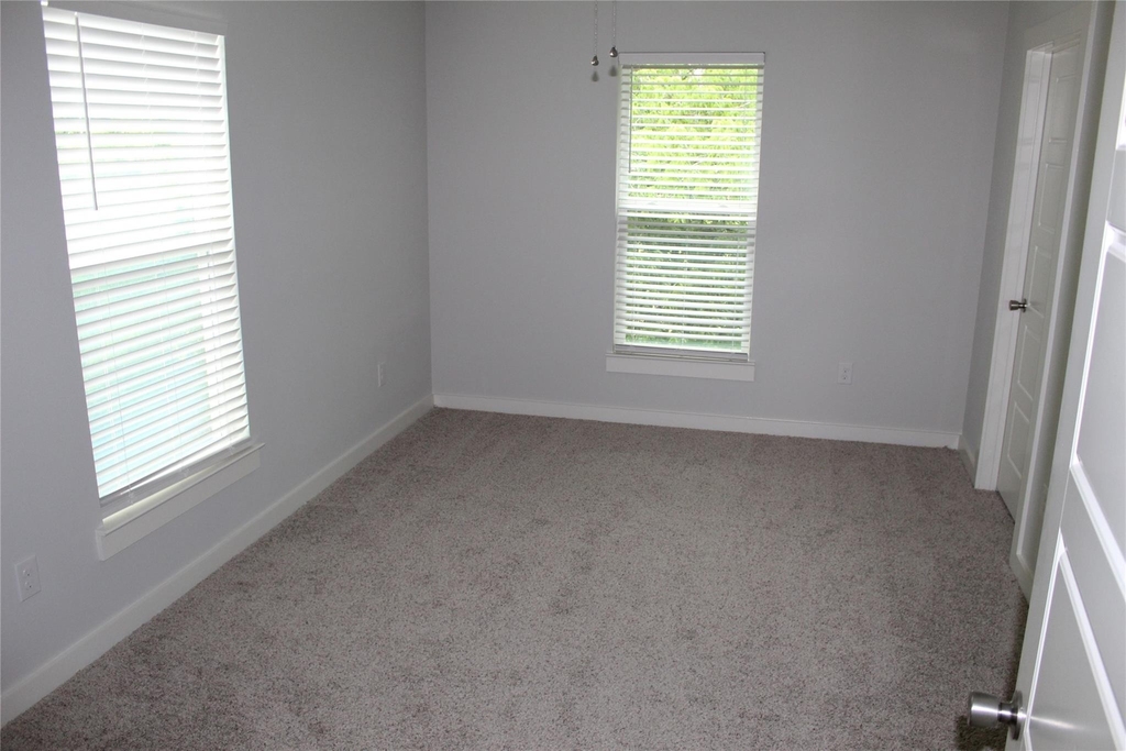 810 Dover - Photo 8