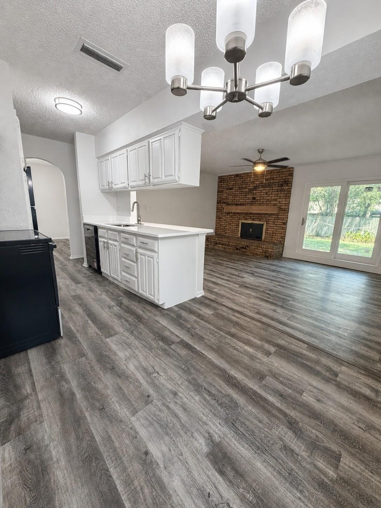 5309 Holly Trail - Photo 5