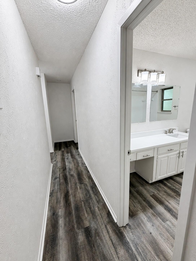 5309 Holly Trail - Photo 8