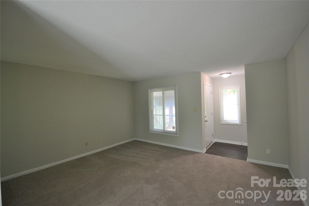 2013 Stoney Point Lane - Photo 2