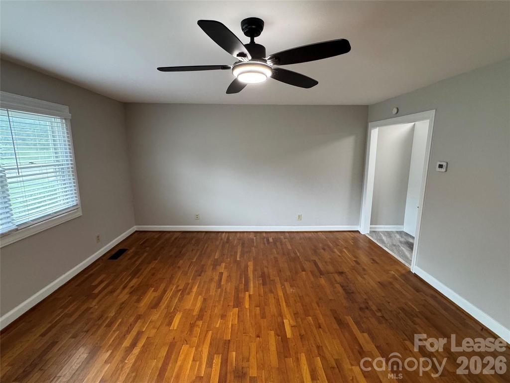 2112 Stewart Avenue N - Photo 1