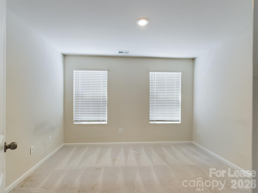 15611 Country House Street - Photo 20