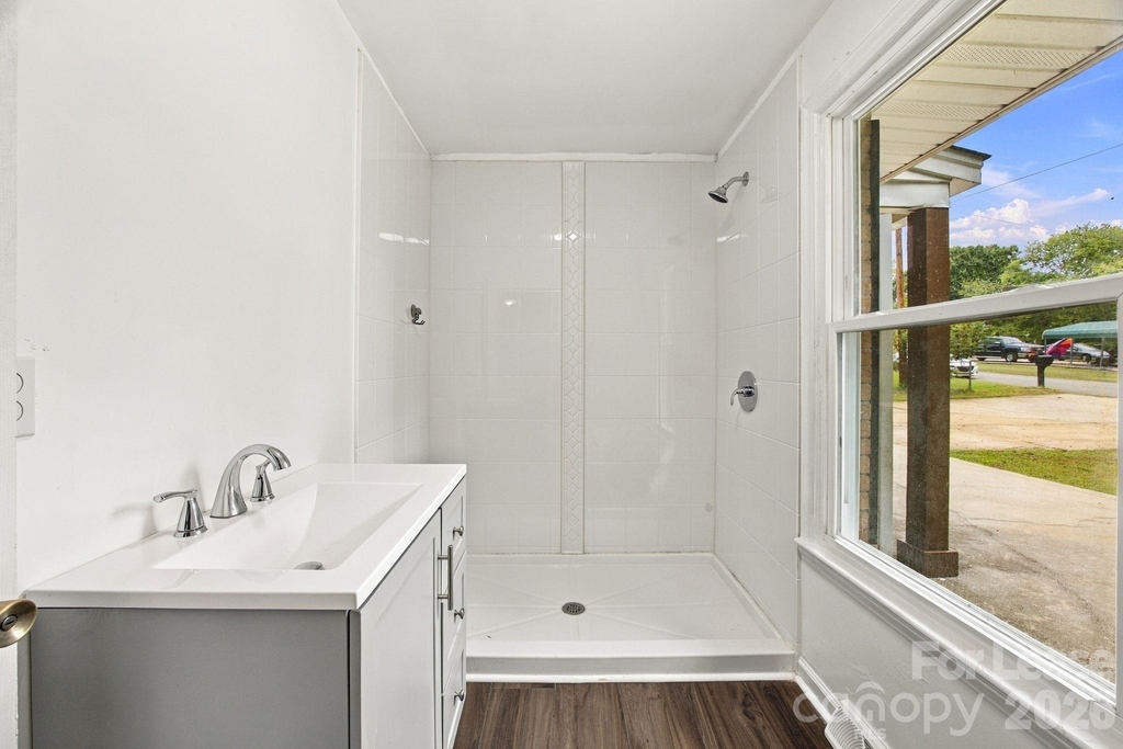 4921 Benton Avenue - Photo 19