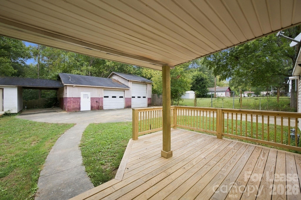 4921 Benton Avenue - Photo 22