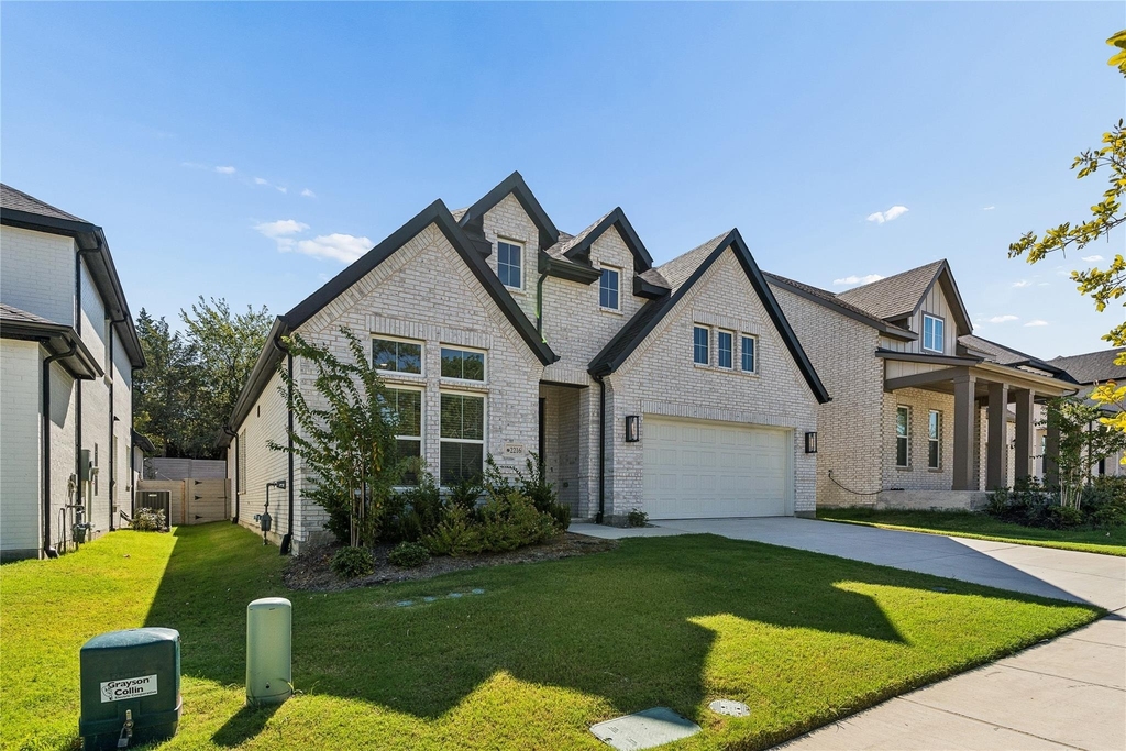 2216 Lakelet Drive - Photo 3