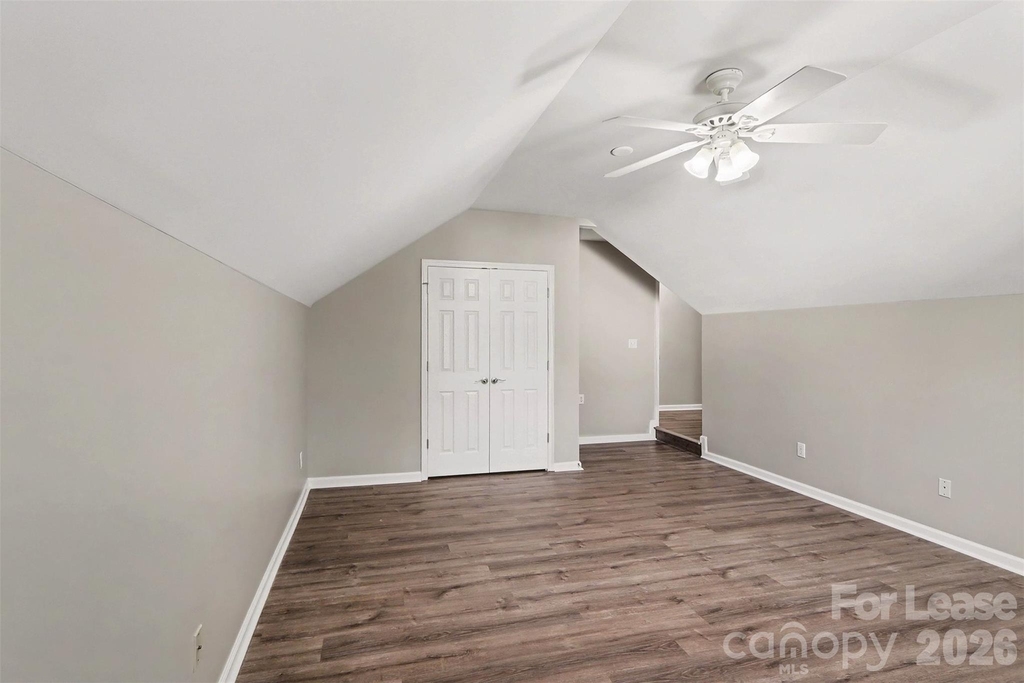 5000 Joyful Noise Lane - Photo 15