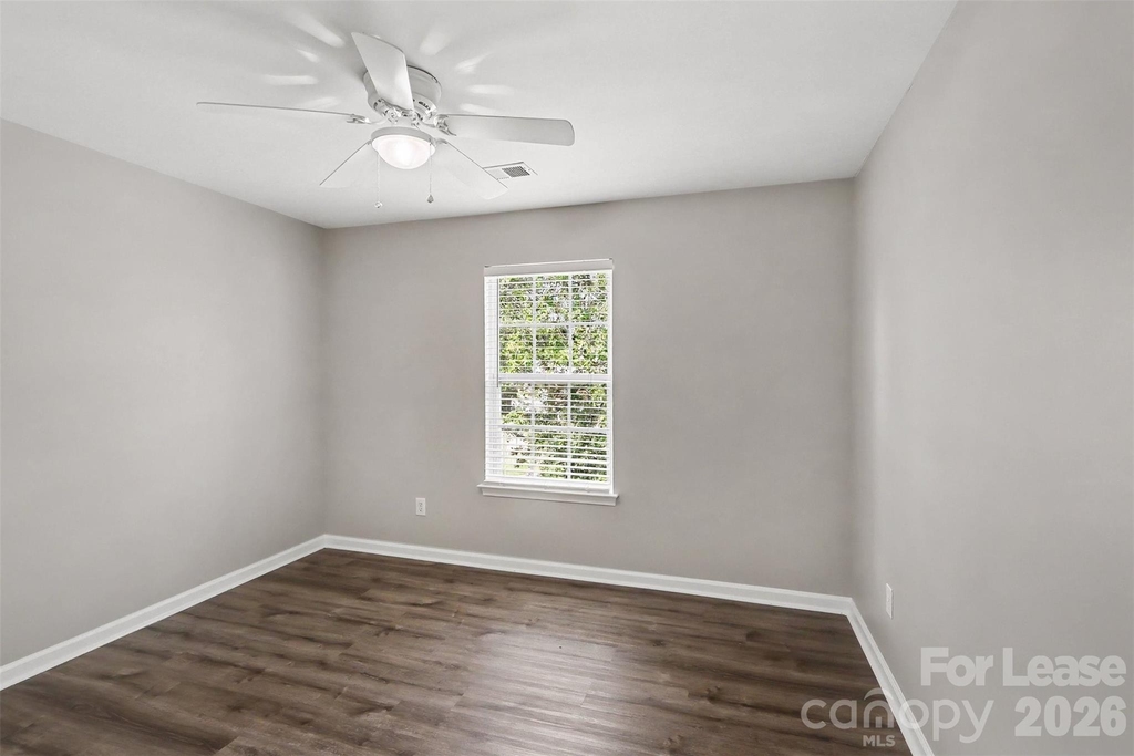 5000 Joyful Noise Lane - Photo 23