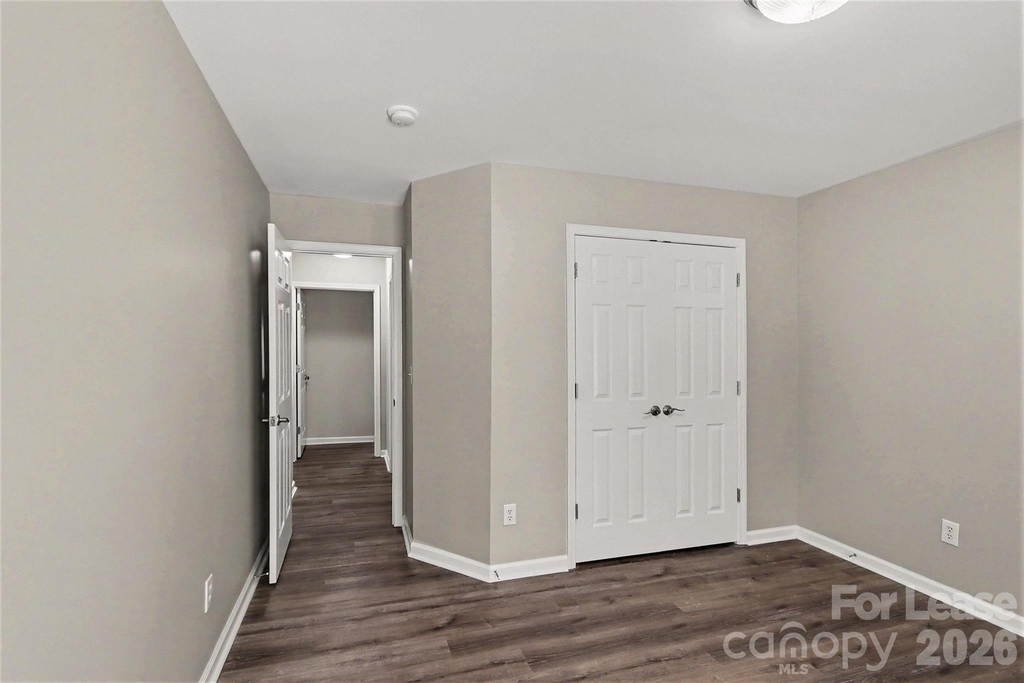 5000 Joyful Noise Lane - Photo 17