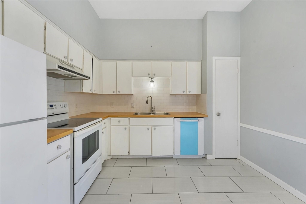 10438 High Hollows Drive - Photo 6
