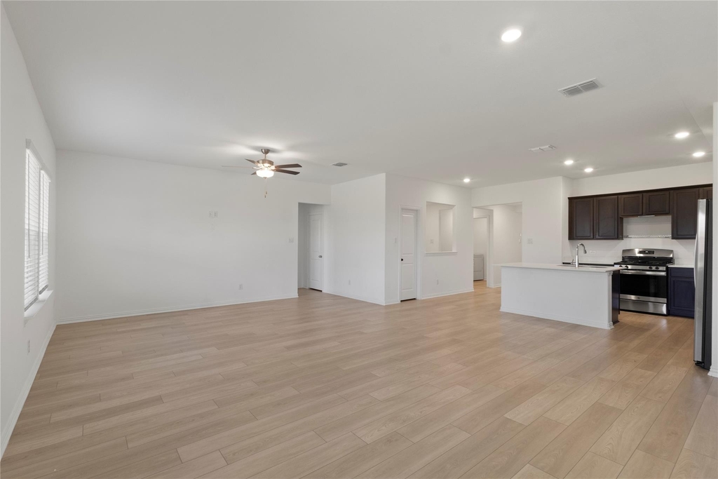 1305 Panela Road - Photo 5