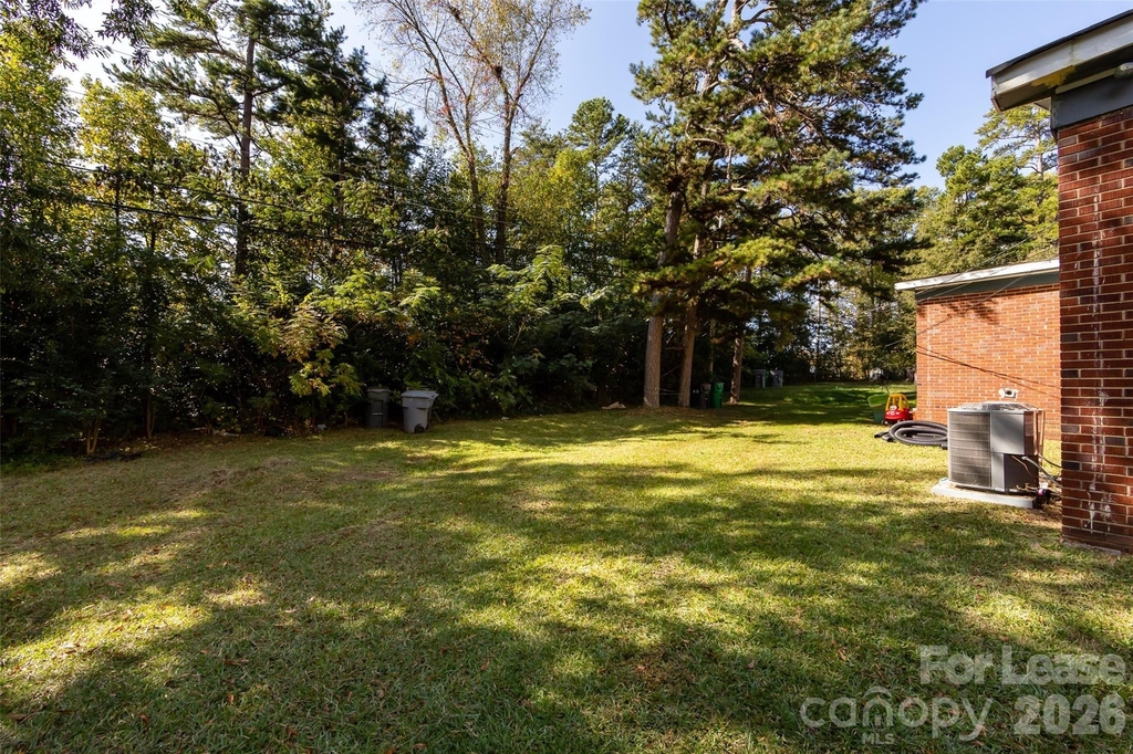 3427 Meredith Avenue - Photo 23