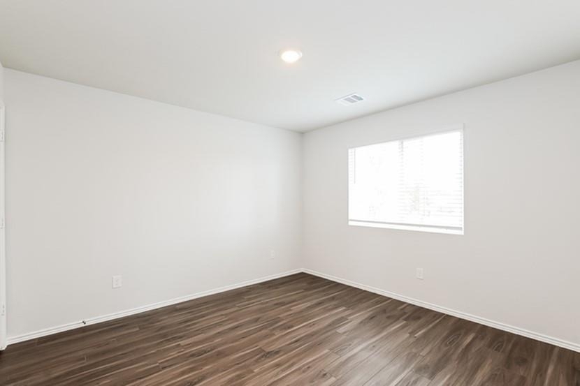 518 Thompson Place - Photo 12