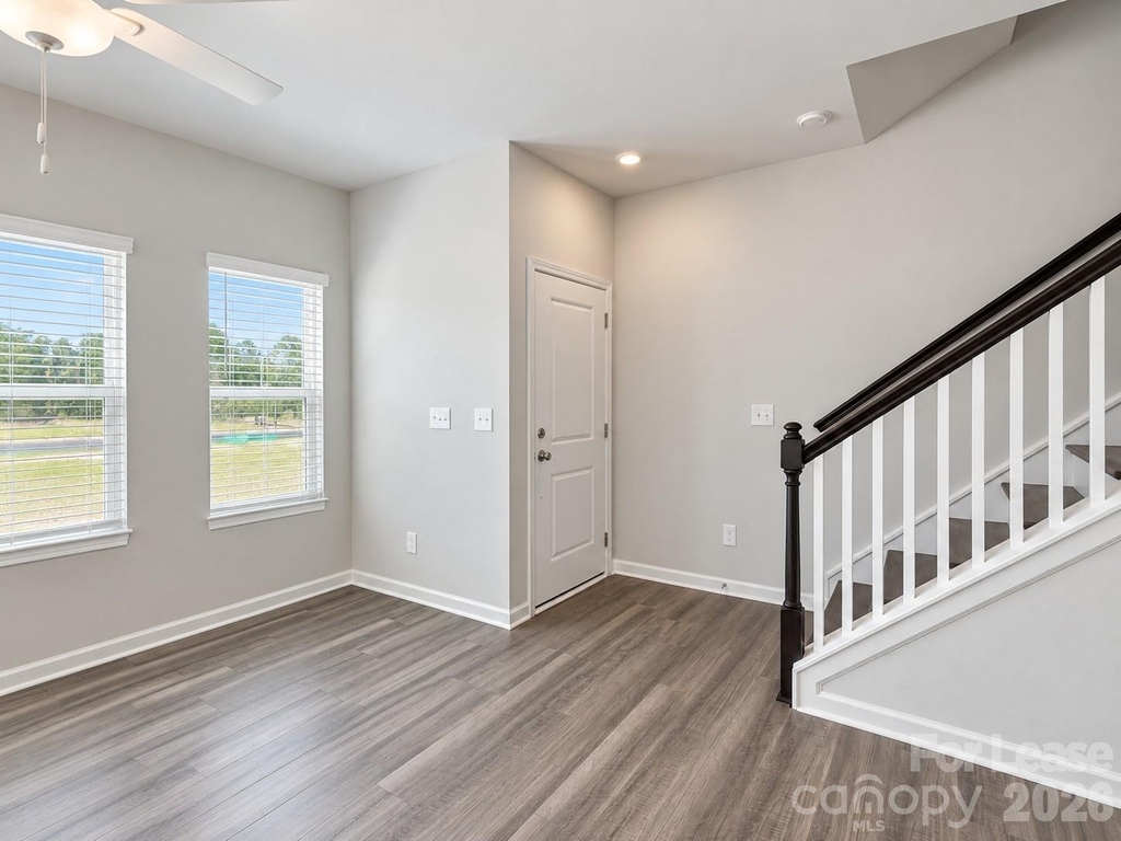 6518 Harlech Street - Photo 17
