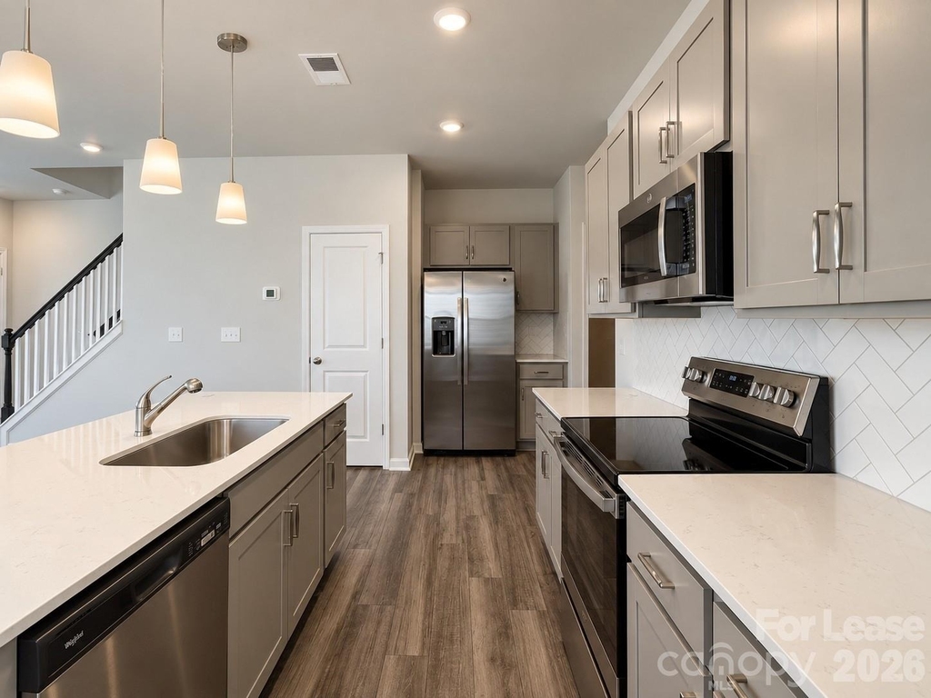 6518 Harlech Street - Photo 13