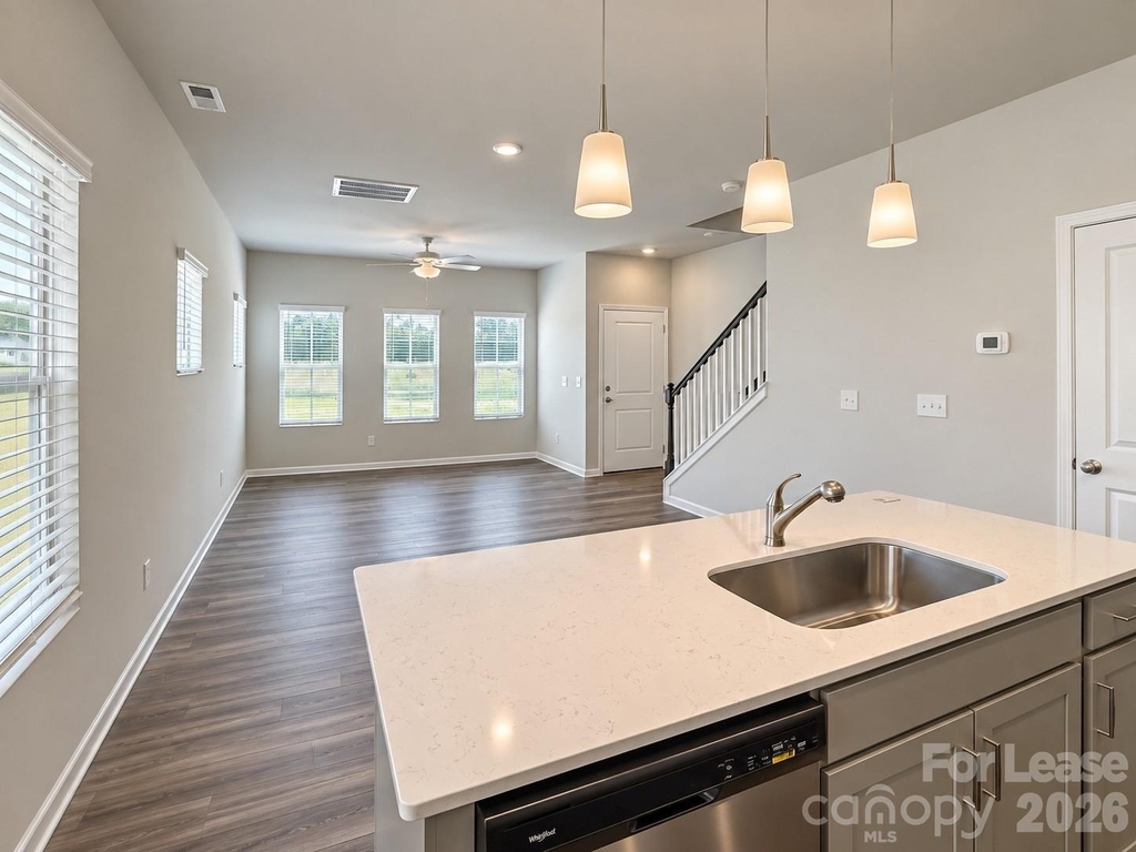 6518 Harlech Street - Photo 8