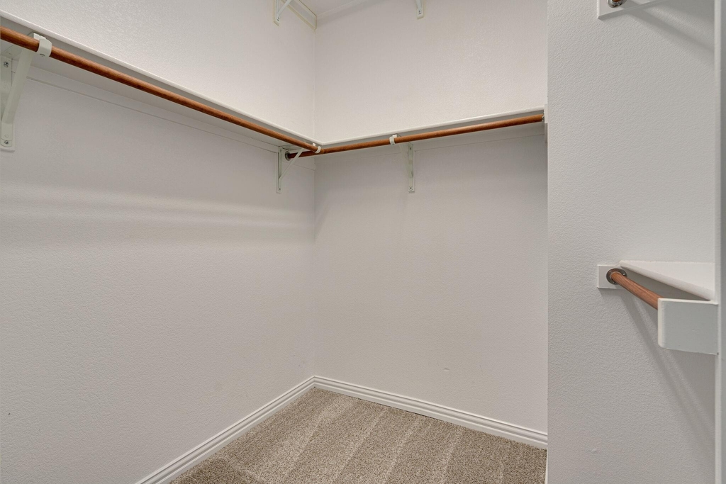 4016 Rome Court - Photo 8