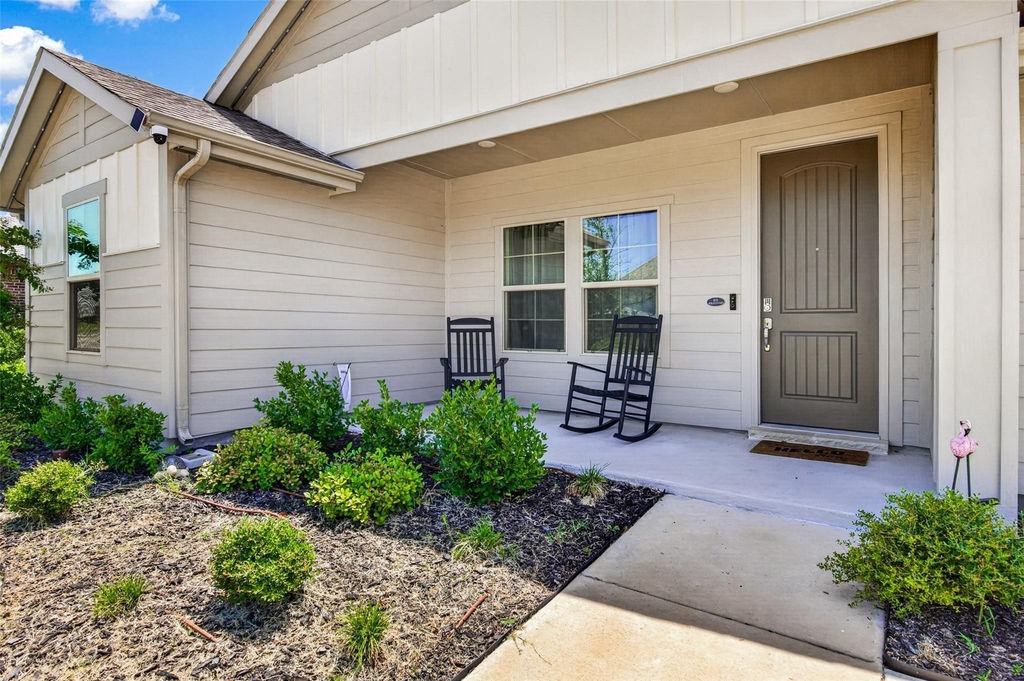 3014 Water Light Lane - Photo 2