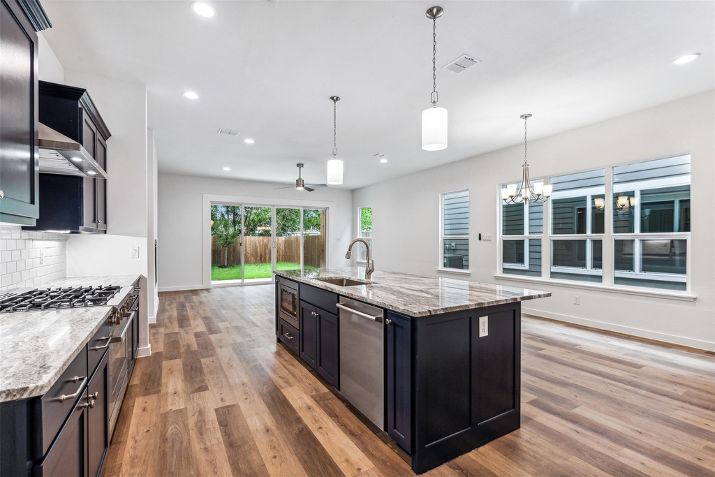 239 Athenia Drive - Photo 5