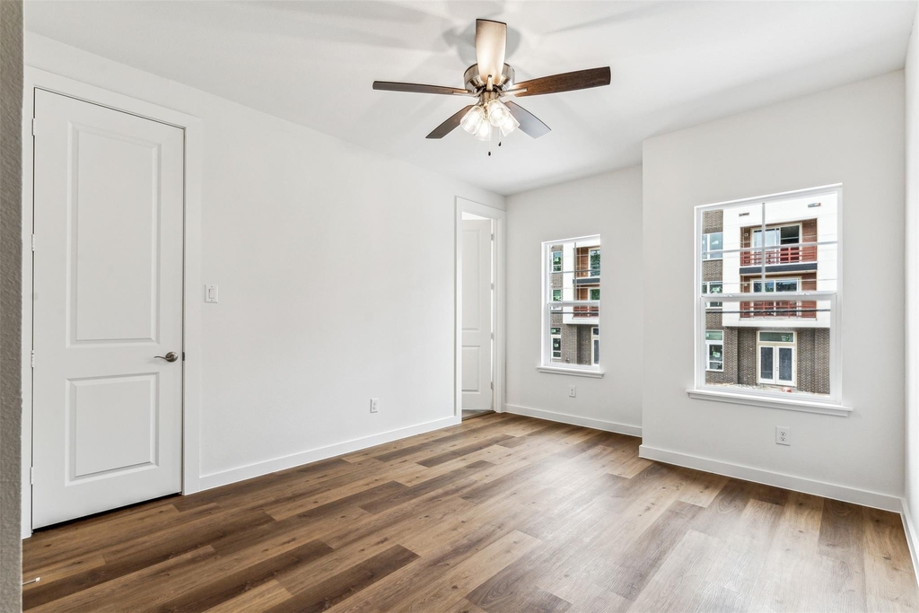 239 Athenia Drive - Photo 30