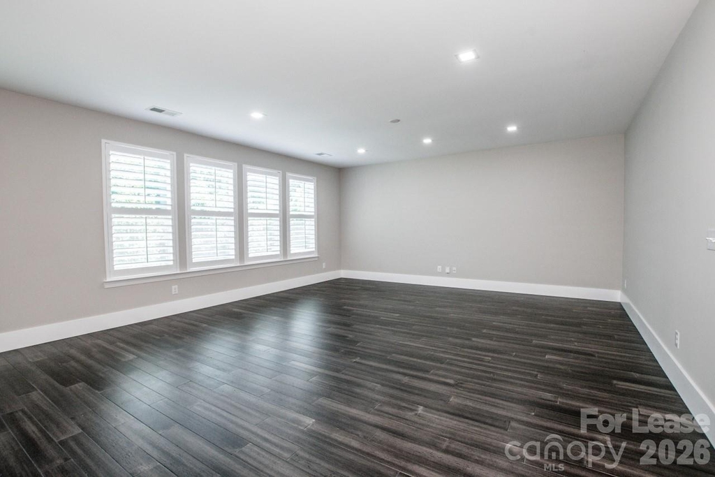 6120 Durango Way - Photo 7