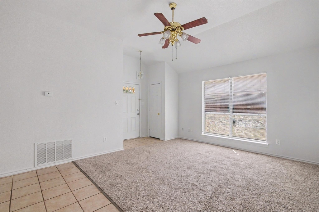 210 Joshua Boulevard - Photo 3