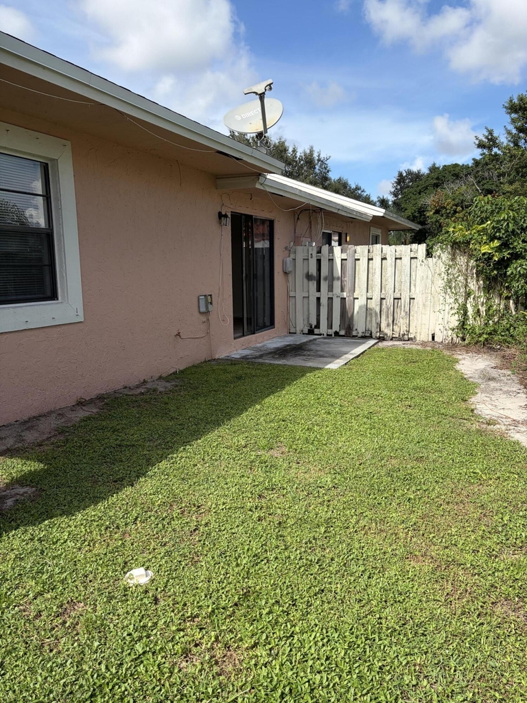 1303 Hempstead Street - Photo 20