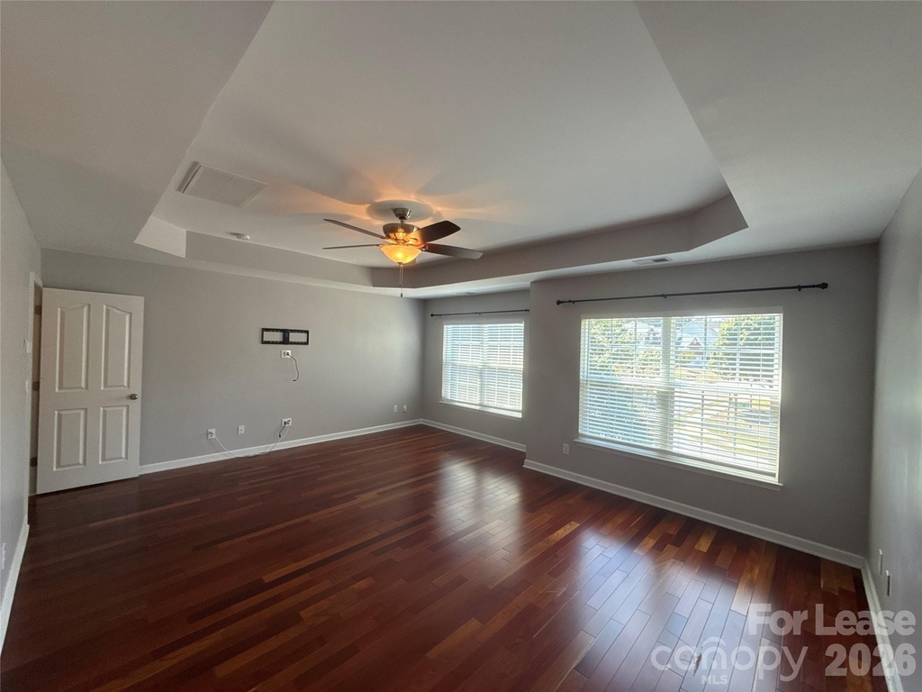 2413 Merryvale Way - Photo 13