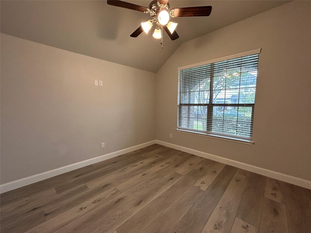 6340 Battle Mountain Trail - Photo 10