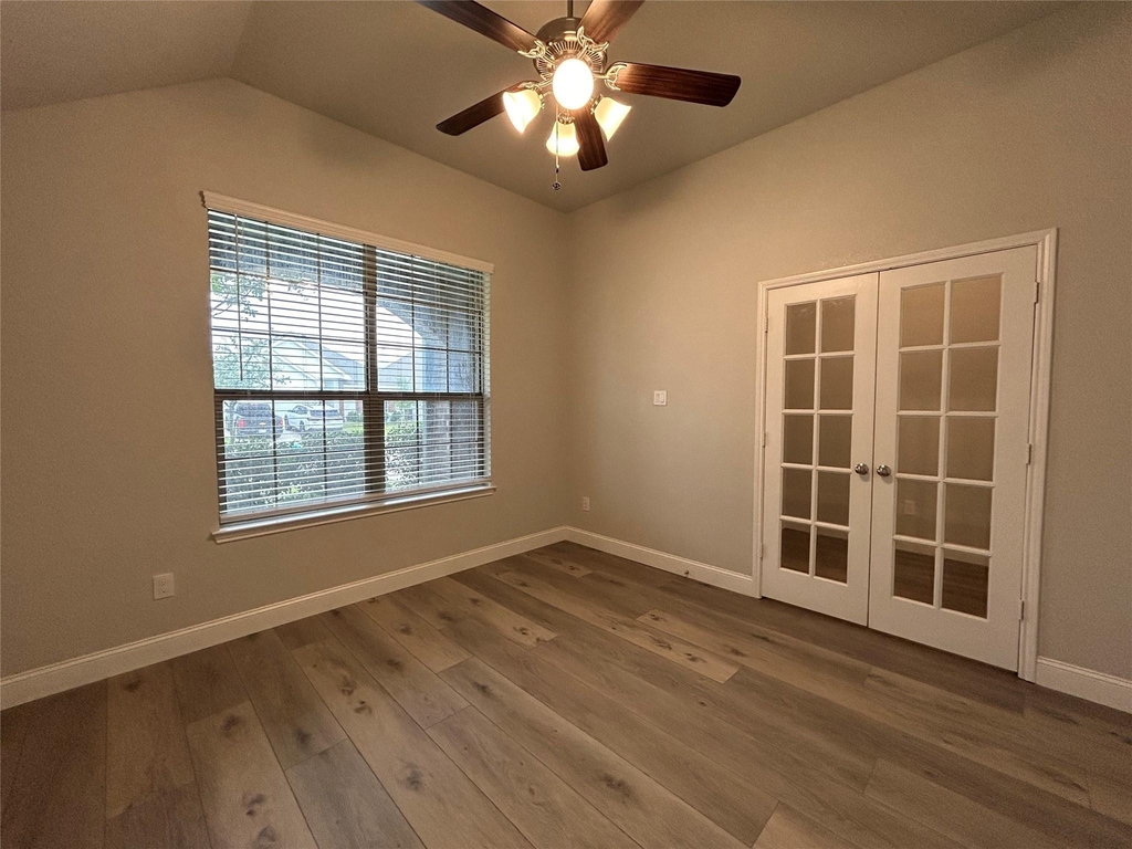 6340 Battle Mountain Trail - Photo 9