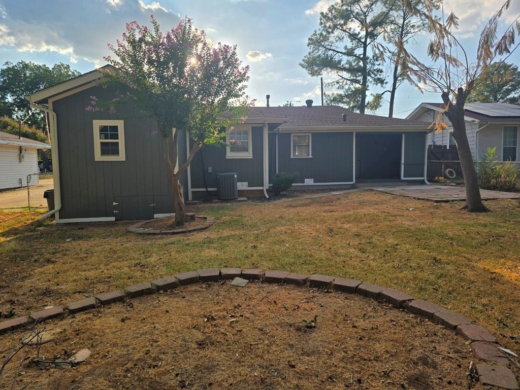 705 Vine Street - Photo 23