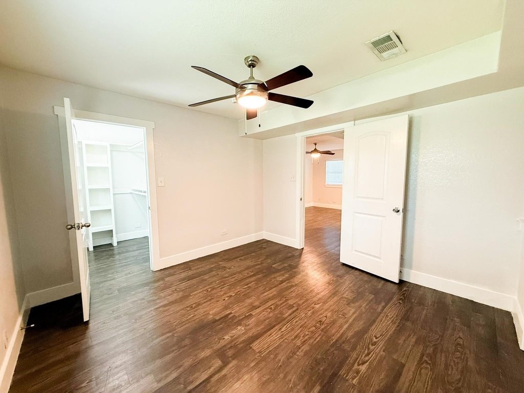 5928 Fletcher Avenue - Photo 11