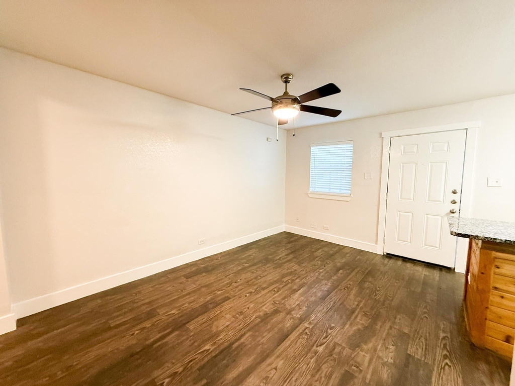 5928 Fletcher Avenue - Photo 6
