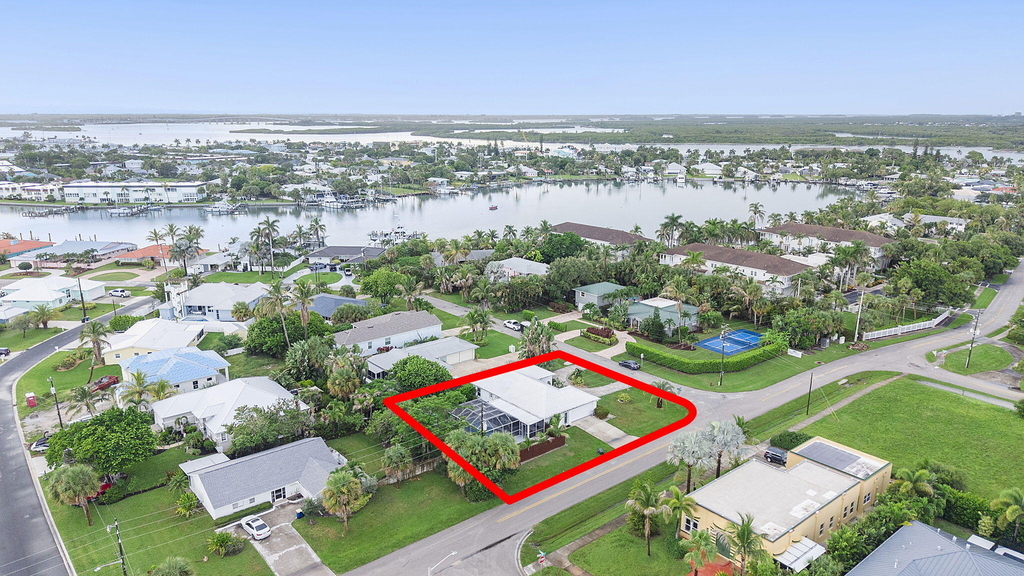 1577 Thumb Point Drive - Photo 40