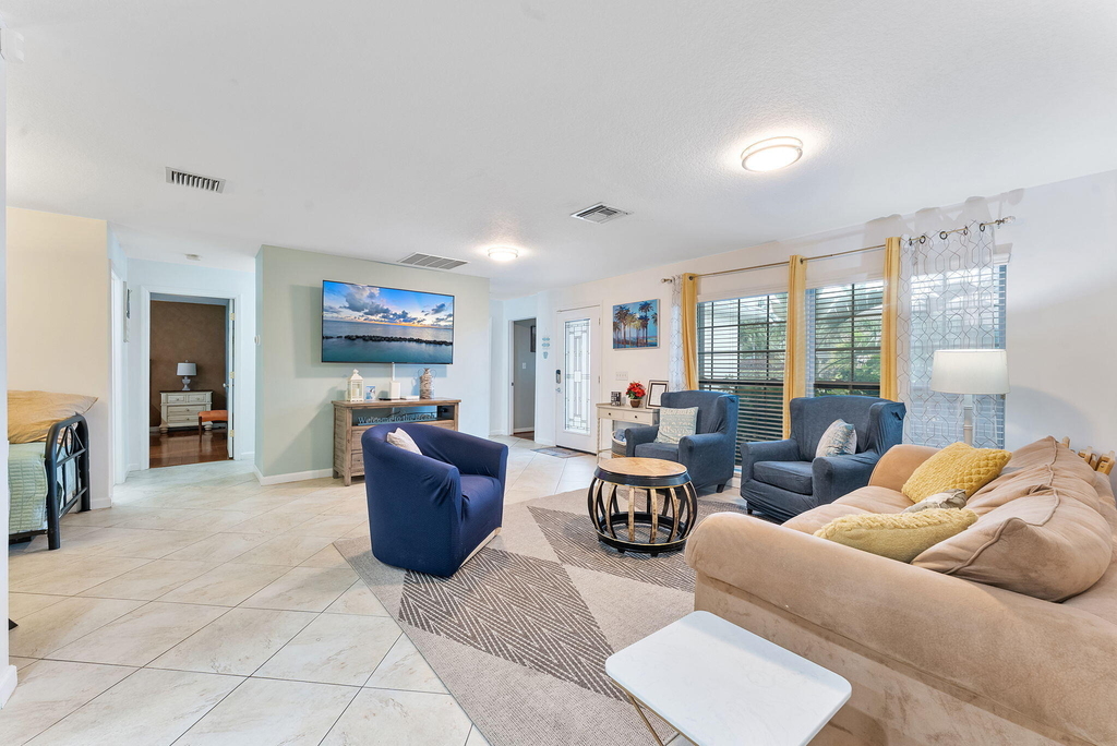 1577 Thumb Point Drive - Photo 5