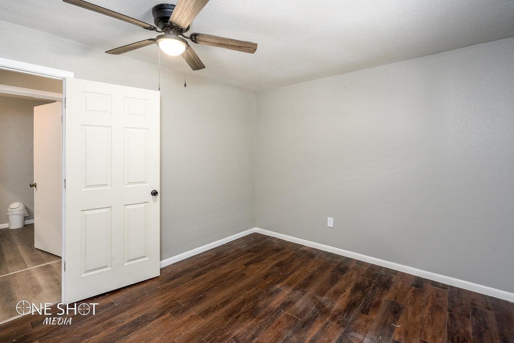 912 N Judge Ely Street - Photo 12