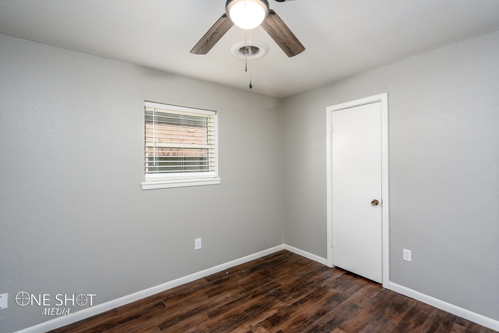 912 N Judge Ely Street - Photo 6