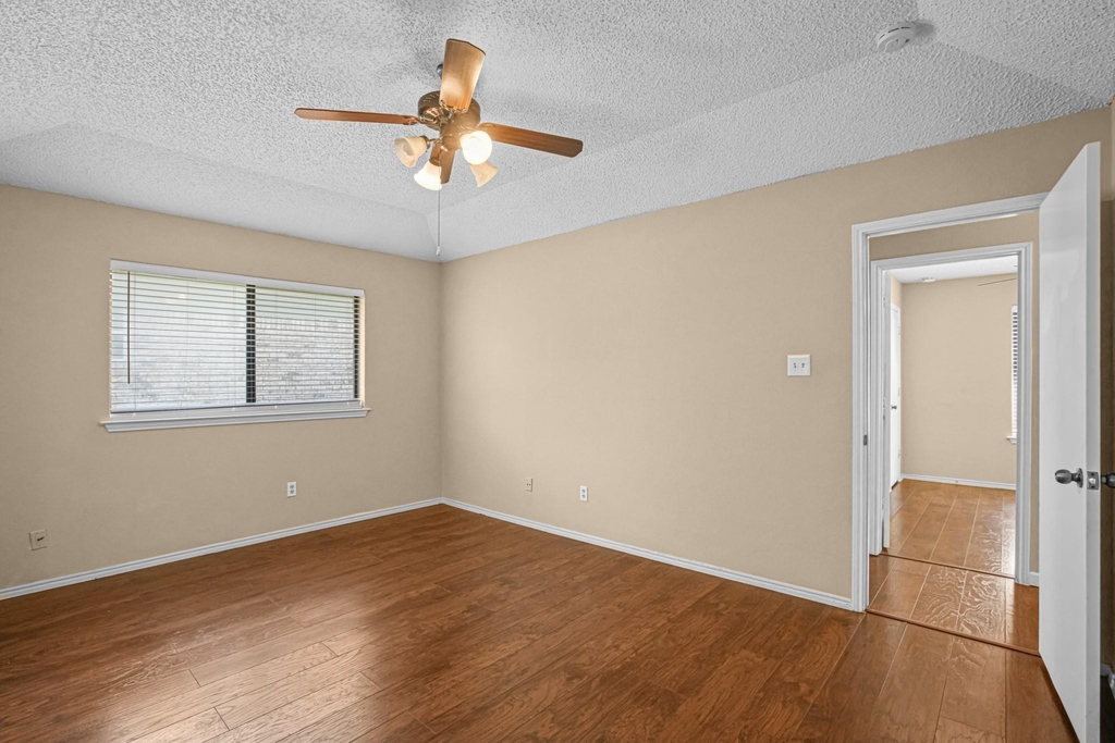 2134 Reverchon Drive - Photo 11