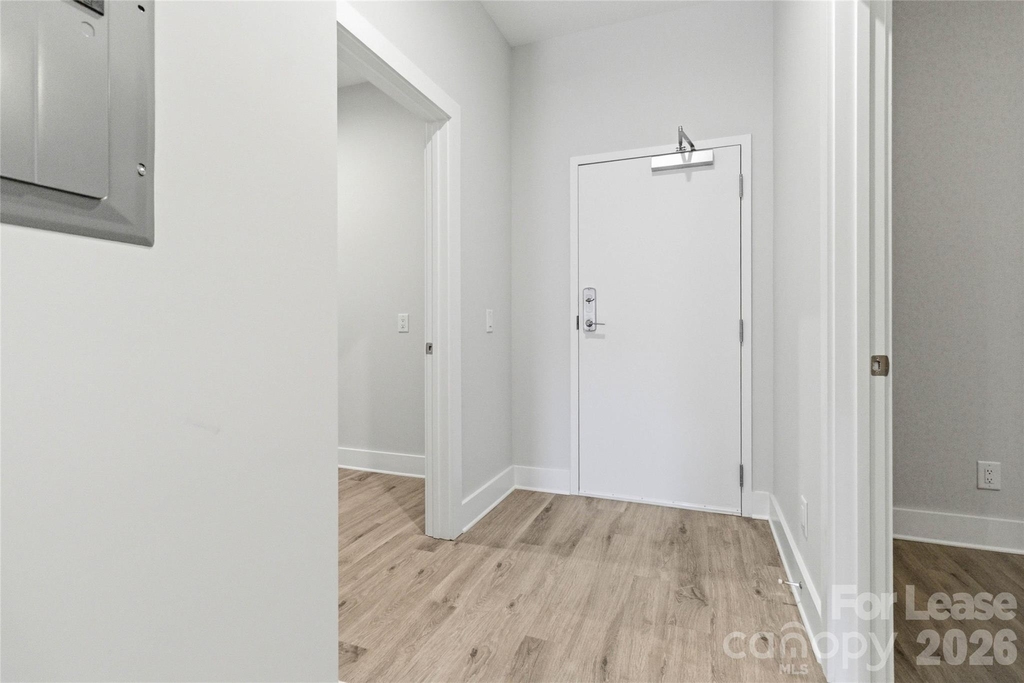 350 W Main Avenue - Photo 15