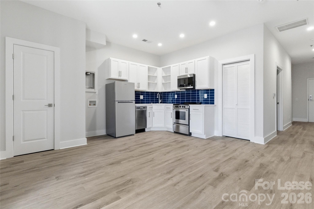 350 W Main Avenue - Photo 5