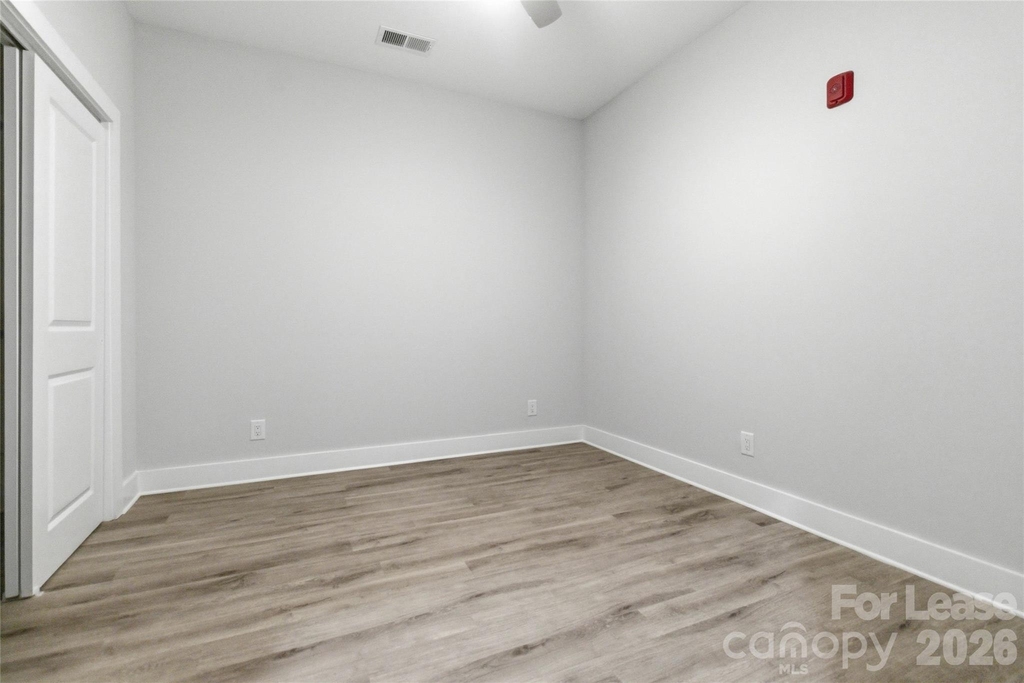 350 W Main Avenue - Photo 12