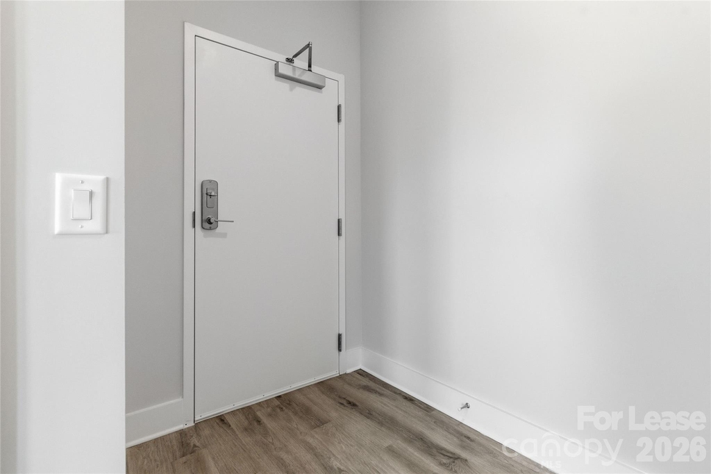 350 W Main Avenue - Photo 4