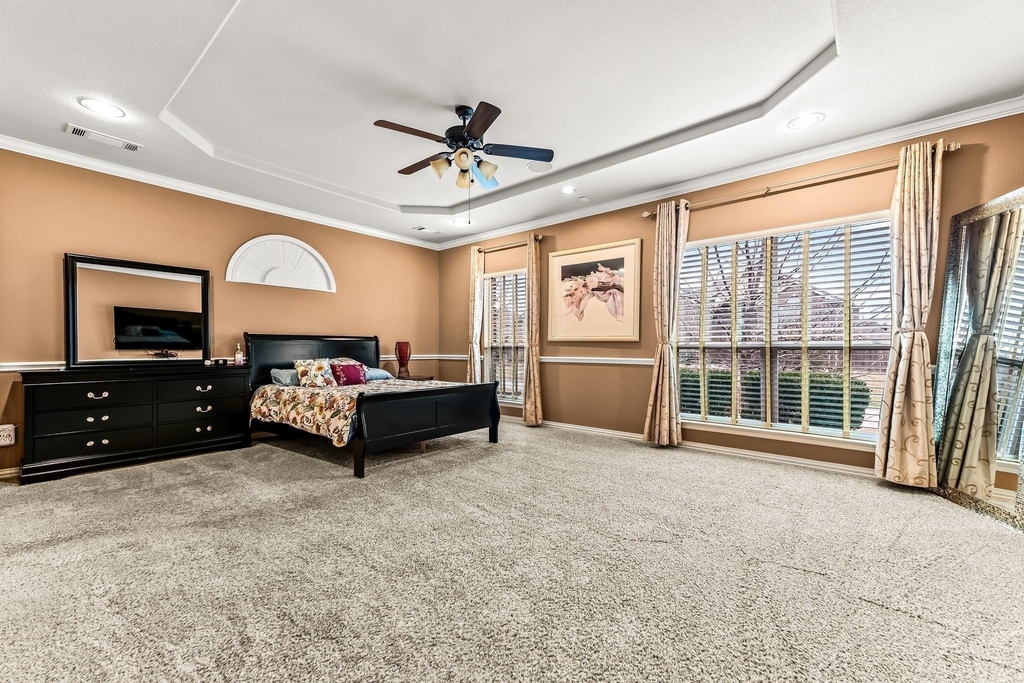 12467 Fallcreek Drive - Photo 8